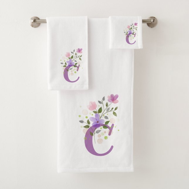 Pretty Floral Design Monogrammed Bath Towel Set (Insitu)