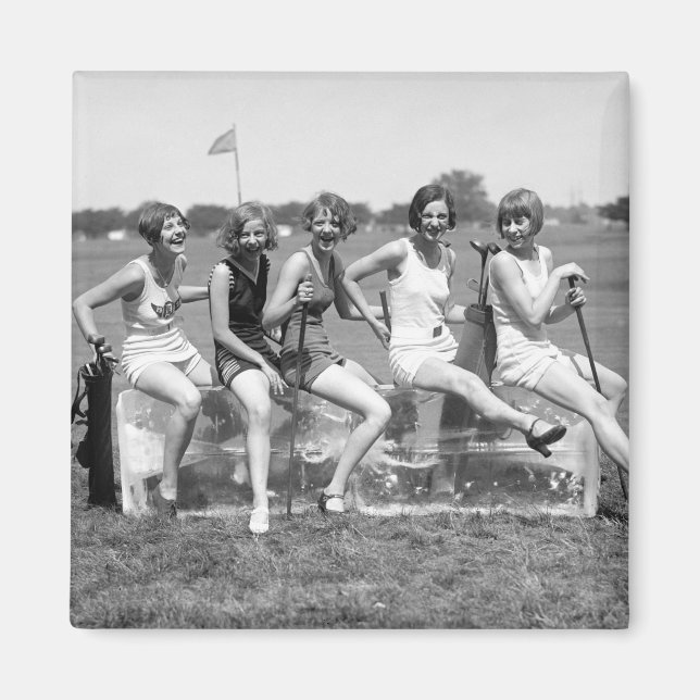 Pretty Girl Golfers, 1920s Magnet (Front)