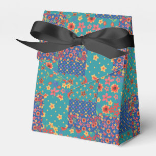 Pretty Nostalgic Faux Patchwork Tent Favour Box