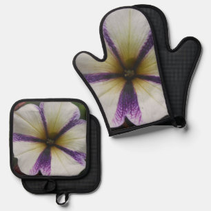 Pretty Oven Mitt & Pot Holder Set