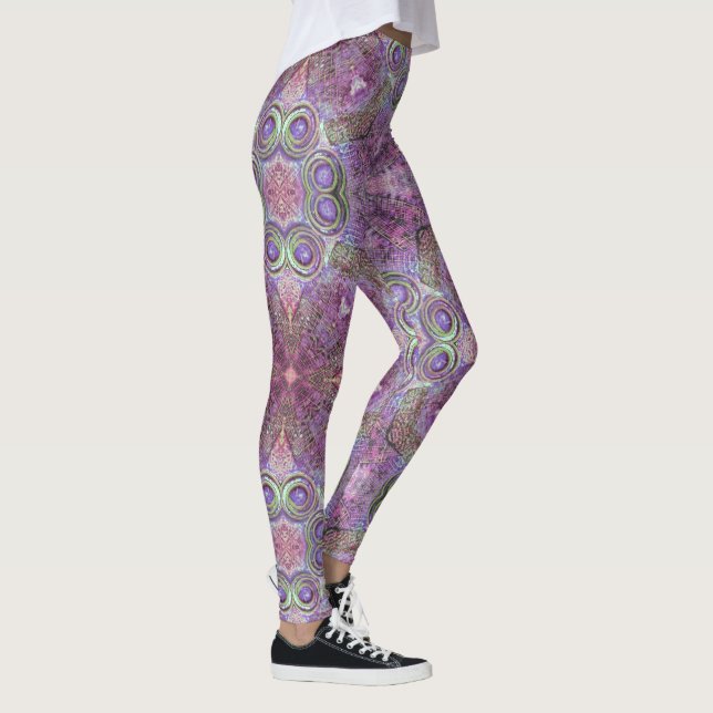 Pretty Pink and Purple Pattern Design Leggings (Right)