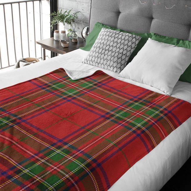 Pretty Red and Green Tartan Plaid Christmas Fleece Blanket (Creator Uploaded)