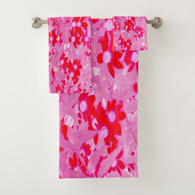 Pretty Red Flowers Bath Towel Set (Insitu)
