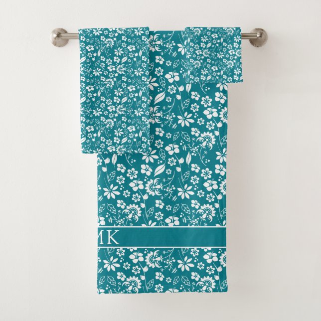 Pretty Teal Turquoise Blue Floral Pattern Monogram Bath Towel Set (Insitu)