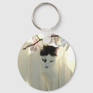 Pretty White Cat Key Ring