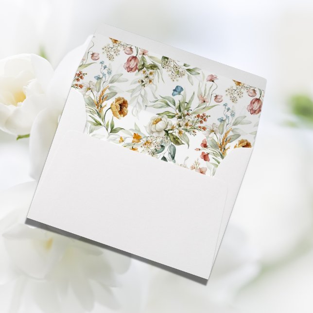 Pretty Wildflowers Watercolors Modern Envelope (Creator Uploaded)