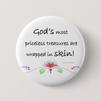 priceless treasures 6 cm round badge
