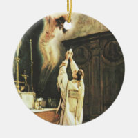 PRIEST TRADITIONAL CATHOLIC  MASS CHALICE HOST
