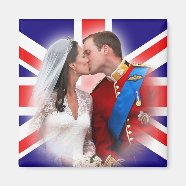 Prince William & Kate Balcony Kiss Magnet (Front)