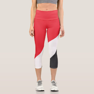 Principality of Sealand Flag Capri Leggings