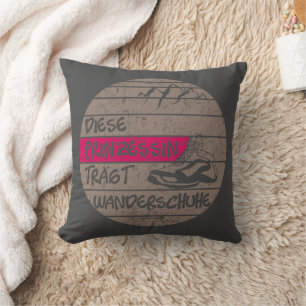 Prinzessin trägt Wanderschuhe, Sonnenuntergang Cushion