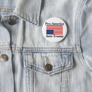 Pro-America / Anti-Trump 6 Cm Round Badge
