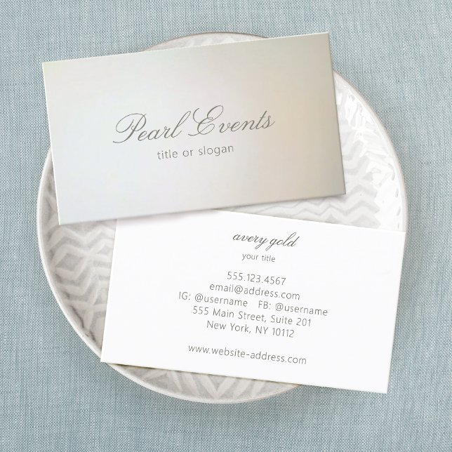Professional Elegant Pearl Inspired Gradient Business Card (Creator Uploaded)