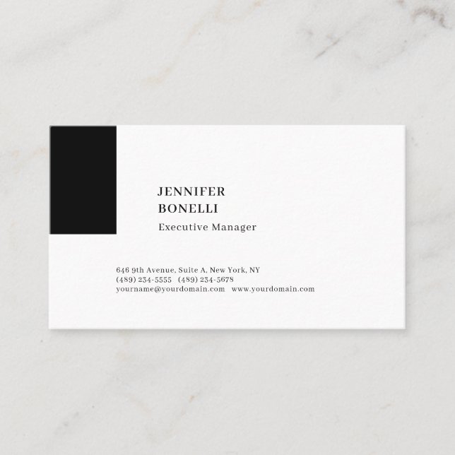 Professional plain minimalist modern trendy business card (Front)