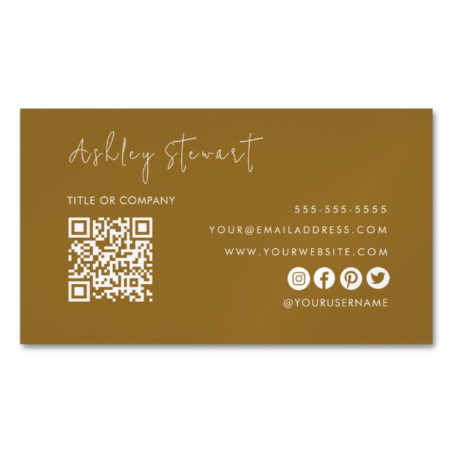 Professional Qr Code Modern Minimalist Gold Magnetic Business Card (Front)
