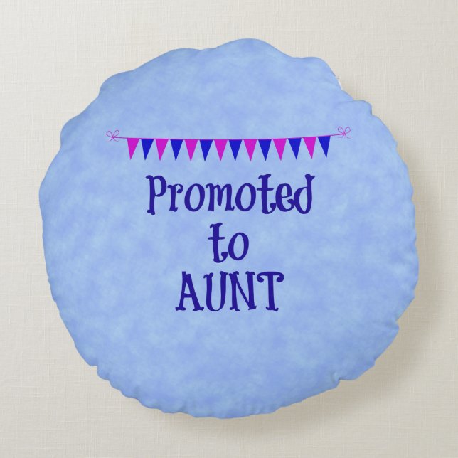 Promoted to Aunt, banner on blue bokeh background Round Cushion (Back)