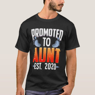 Promoted To Aunt Est 2020 New Auntie Gifts Women G T-Shirt