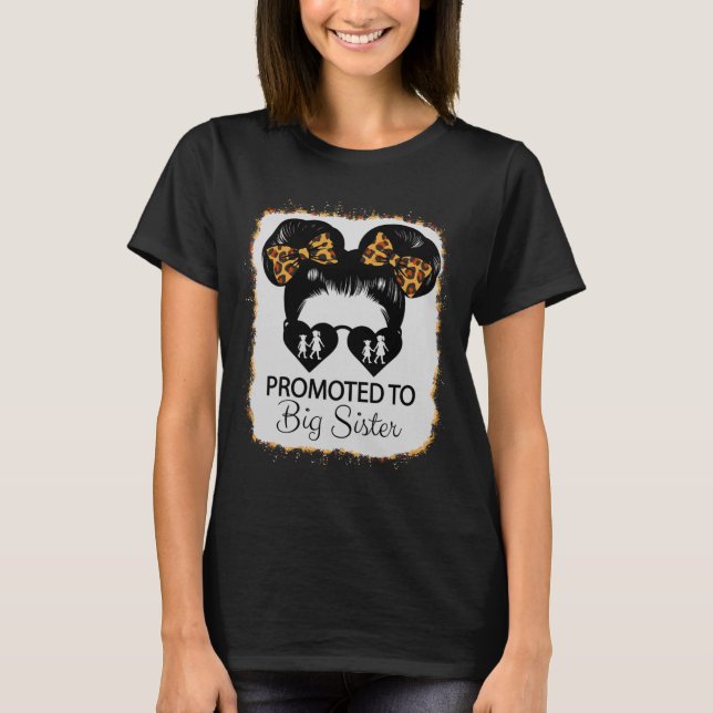 Promoted To Big Sister Leopard Girl Baby Announcem T-Shirt (Front)