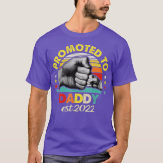 Promoted To Daddy 2022 First Time Fathers Day New T-Shirt