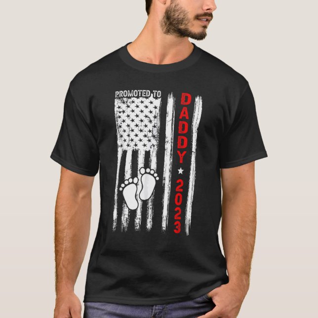 Promoted To Daddy Est 2023 First Time Dad T-Shirt (Front)