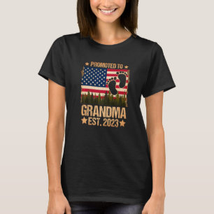 Promoted To Grandma 2023 Flag Vintage First Time F T-Shirt