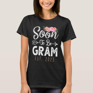 Promoted to Grandma 2023 Mothers Day Soon to be Gr T-Shirt