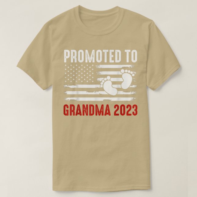 Promoted To Grandma 2023 Soon To Be Pregnancy USA  T-Shirt (Design Front)
