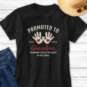 Promoted To Grandma Handprints Grandmother Quote T-Shirt