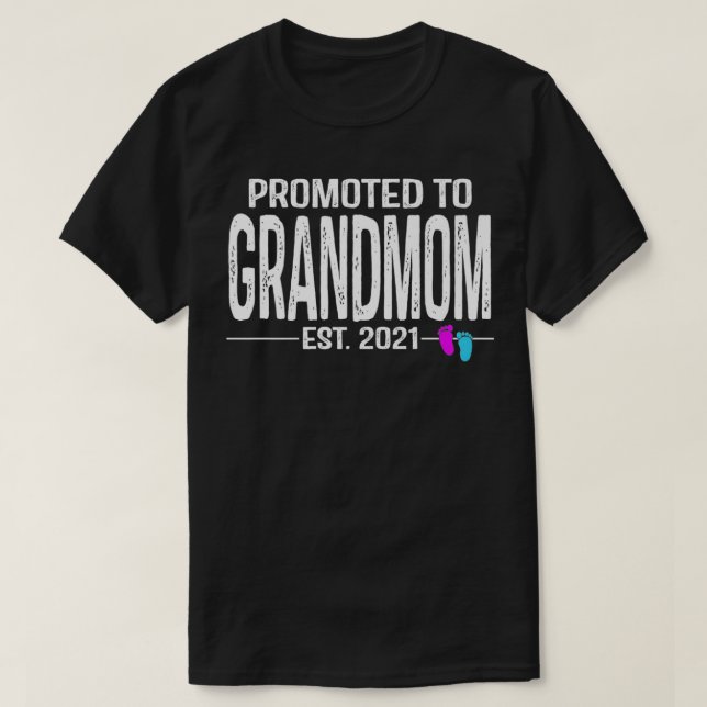 Promoted To Grandmom Est T-Shirt (Design Front)