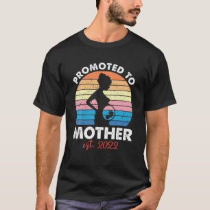 Promoted To Mother Est 2022 Preganancy Vintage Mot T-Shirt
