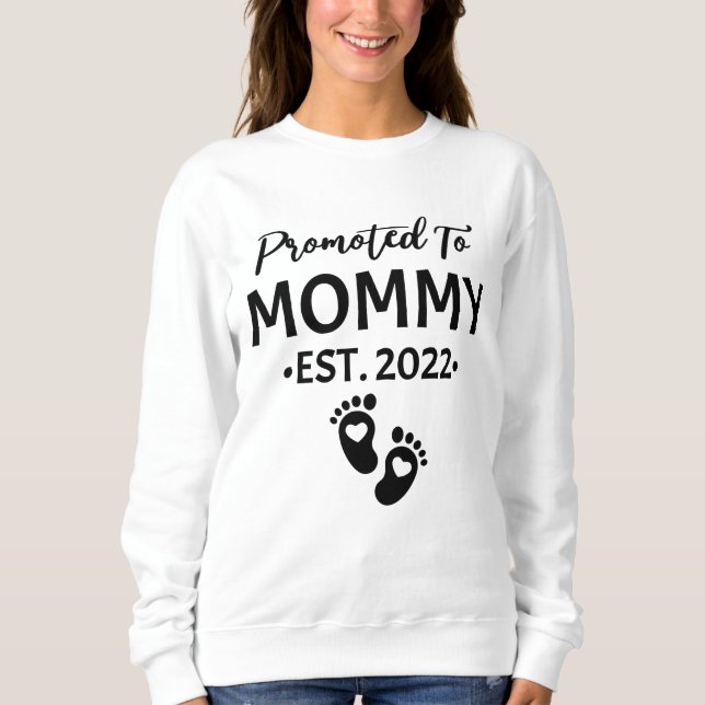 Promoted to mummy est 2022 new mum mother's day sweatshirt (Front)