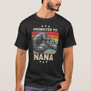 Promoted To Nana Women Vintage First Time Grandma T-Shirt