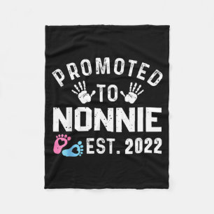 Promoted To Nonnie Est 2022 Funny New Nonnie Fleece Blanket