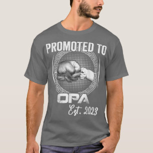 Promoted to Opa Est 2023 Funny Pregnancy Announcem T-Shirt