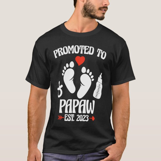 Promoted To Papaw 2023 First Time New Grandpa Preg T-Shirt (Front)