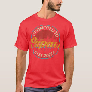 Promoted To Papaw Est 2022 Vintage New Papaw T-Shirt