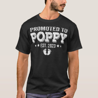Promoted To Poppy Est 2023 Pregnancy Announcement T-Shirt