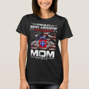 Proud 82nd Airborne Paratrooper Mum Us Flag - Vete T-Shirt