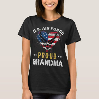 Proud Air Force Grandma American Flag Heart Veter T-Shirt