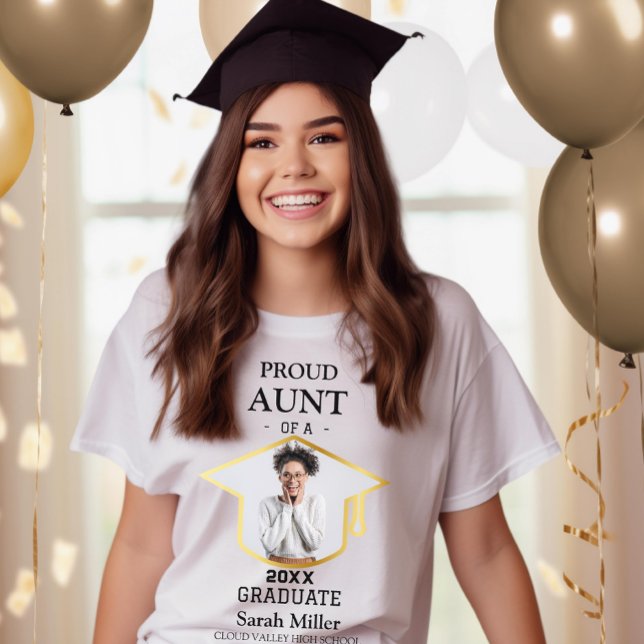 Proud Aunt of a 2025 Graduate With Photo & Name T-Shirt (Creator Uploaded)