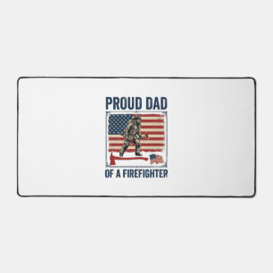 Proud Dad of a Firefighter Vintage Flag Vector_1 Desk Mat