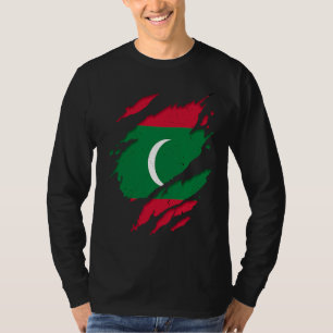 Proud Dhivehin Torn Ripped Maldives Flag T-Shirt