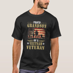 Proud Grandson Of A Vietnam War Veteran Veterans D T-Shirt