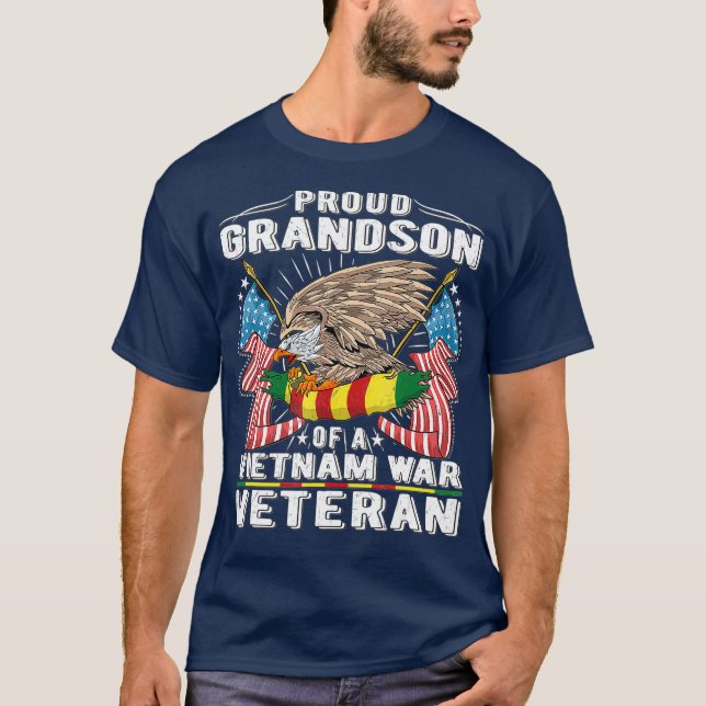 Proud Grandson Of Vietnam Veteran Military Vets T-Shirt (Front)
