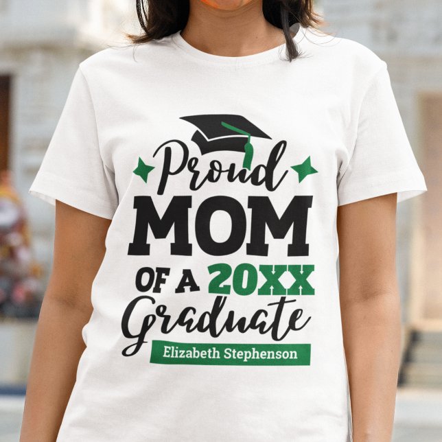 Proud Mum of 2023 graduate black green cap tassel T-Shirt (Creator Uploaded)