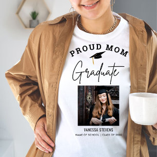 Proud Mum of a 2024 Graduate  Custom Photo  T-Shirt