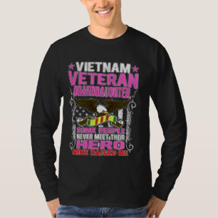 Proud Vietnam Veteran Granddaughter Military Vet G T-Shirt
