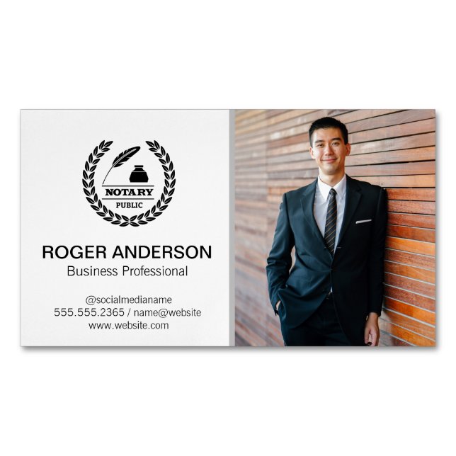 Public Notary | Business Man  Magnetic Business Card (Front)