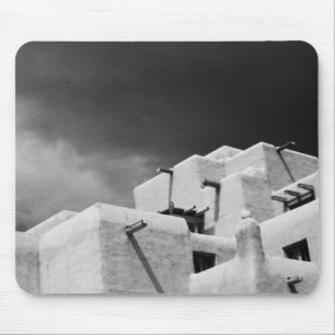 Pueblo style adobe Inn at Loretto, Santa Fe, New 2 Mouse Pad