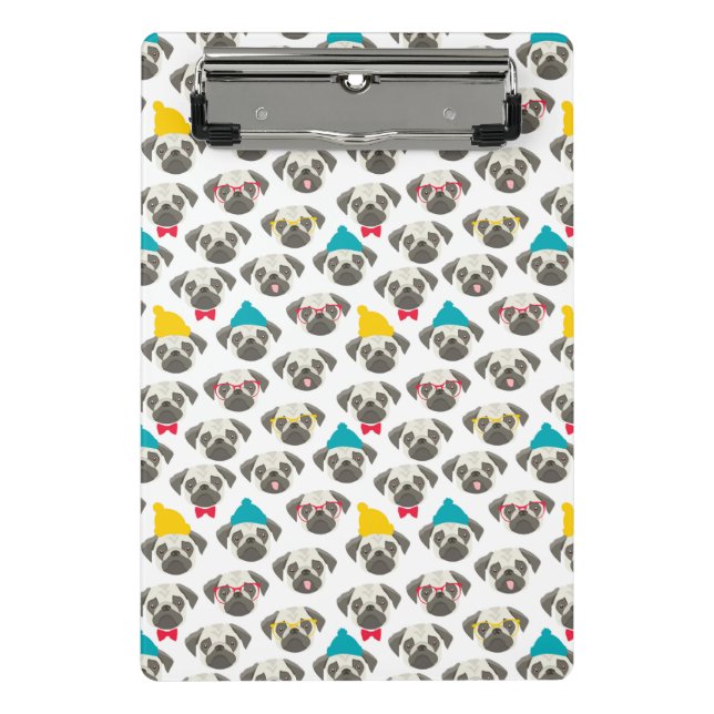 Pug – cute dog in Christmas Mini Clipboard (Front)